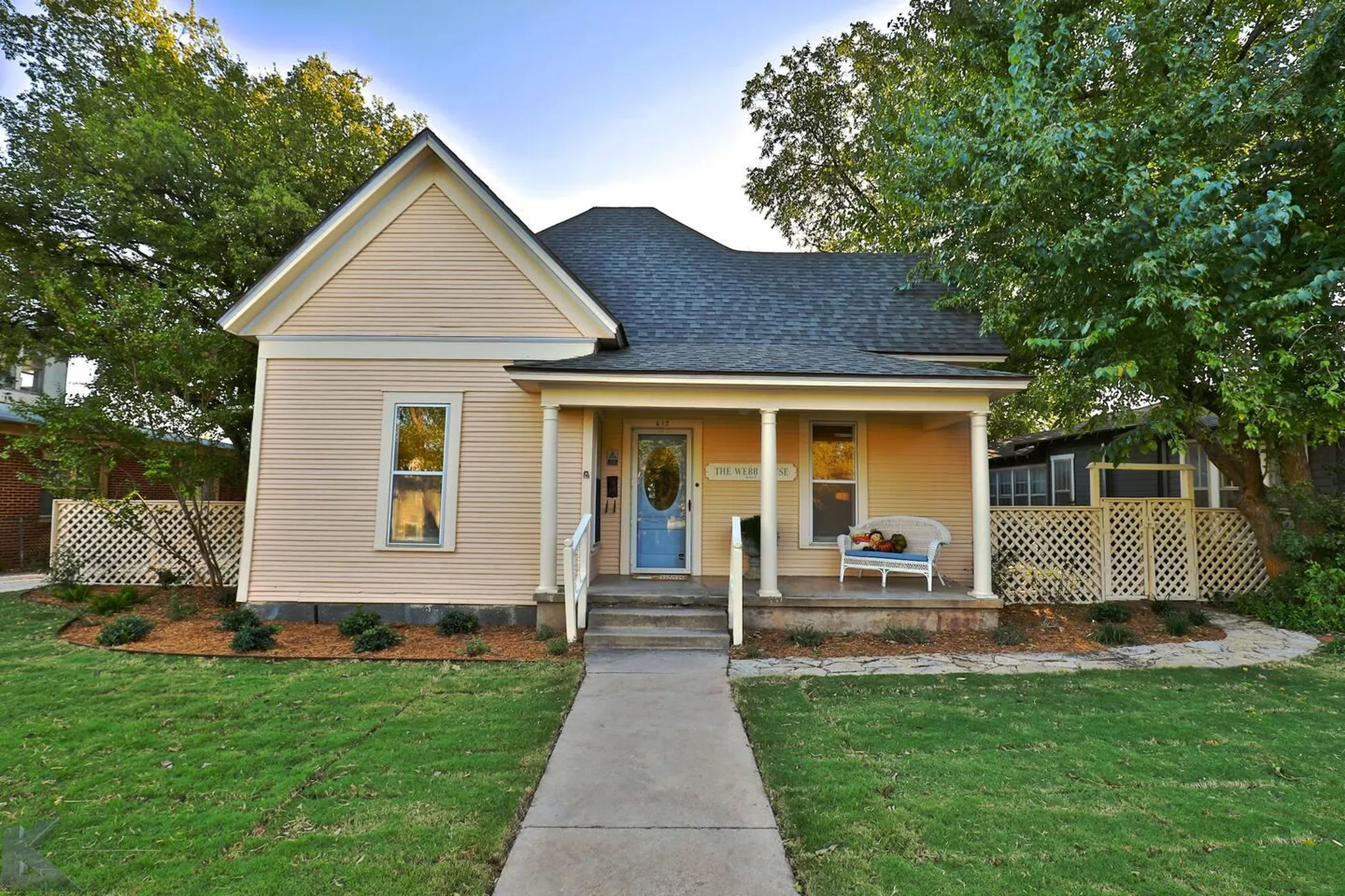 The Webb House (Downtown & Historical, No Work Crews over 3)