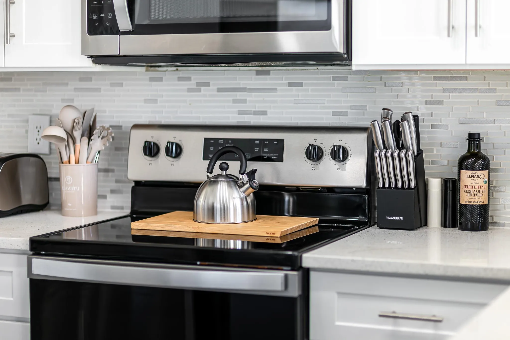 Newly Renovated Delray Townhome – King Suite, 15mins to Downtown