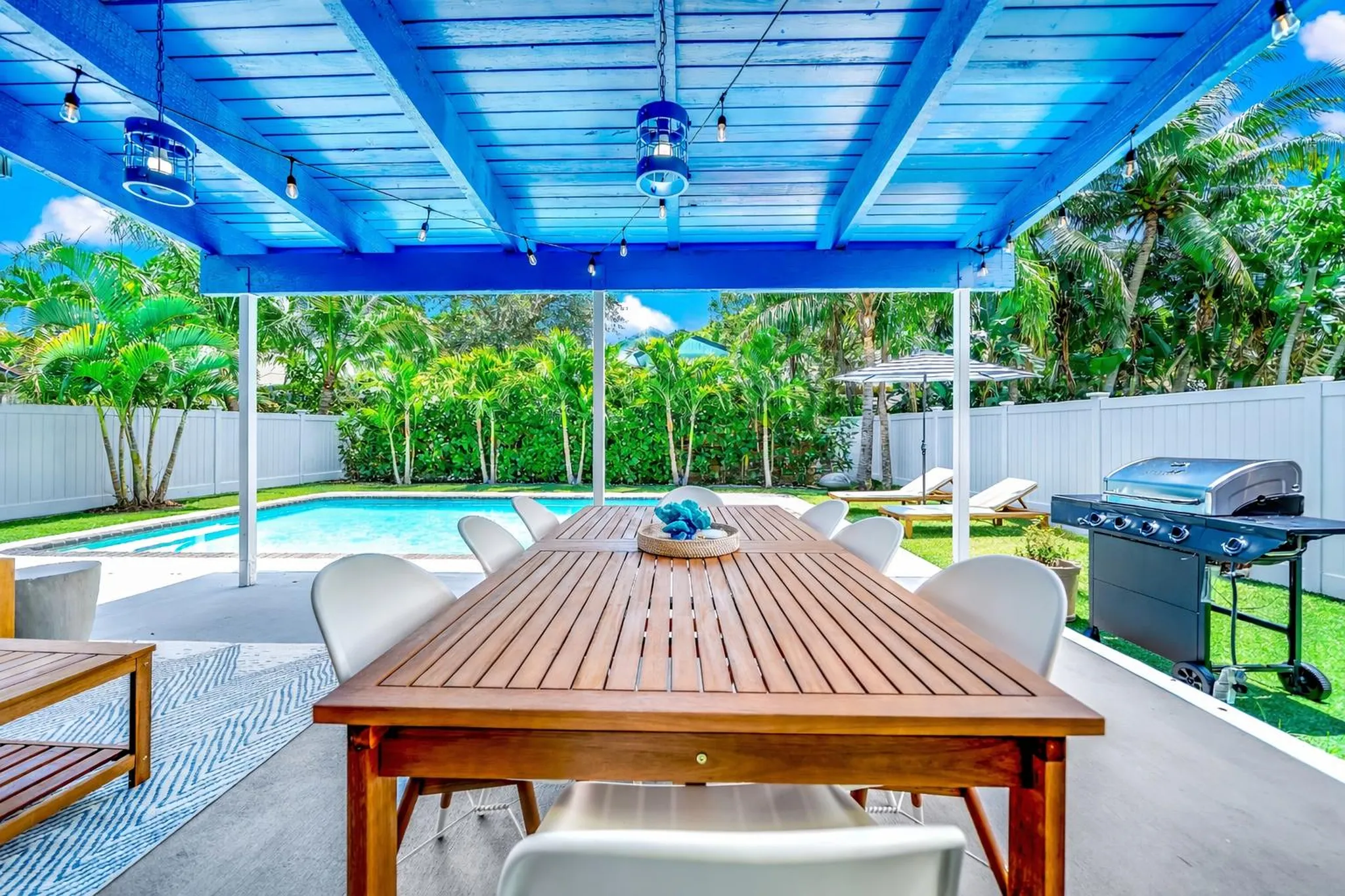 Renovated Home w/ Saltwater Pool, Arcade Mins to Beach