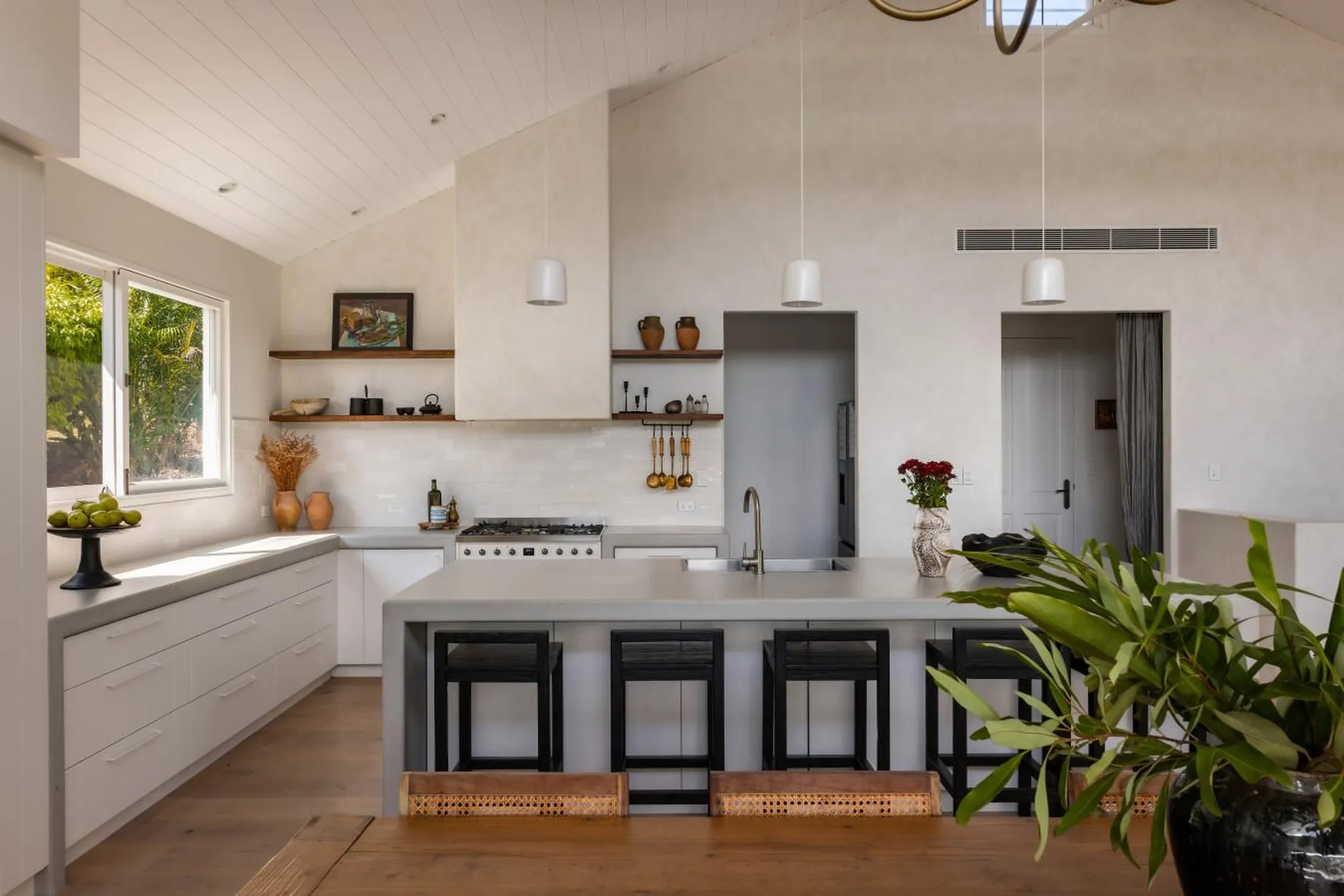 Palmcliff House | Architectural Coastal Pad | Pool & Firepit