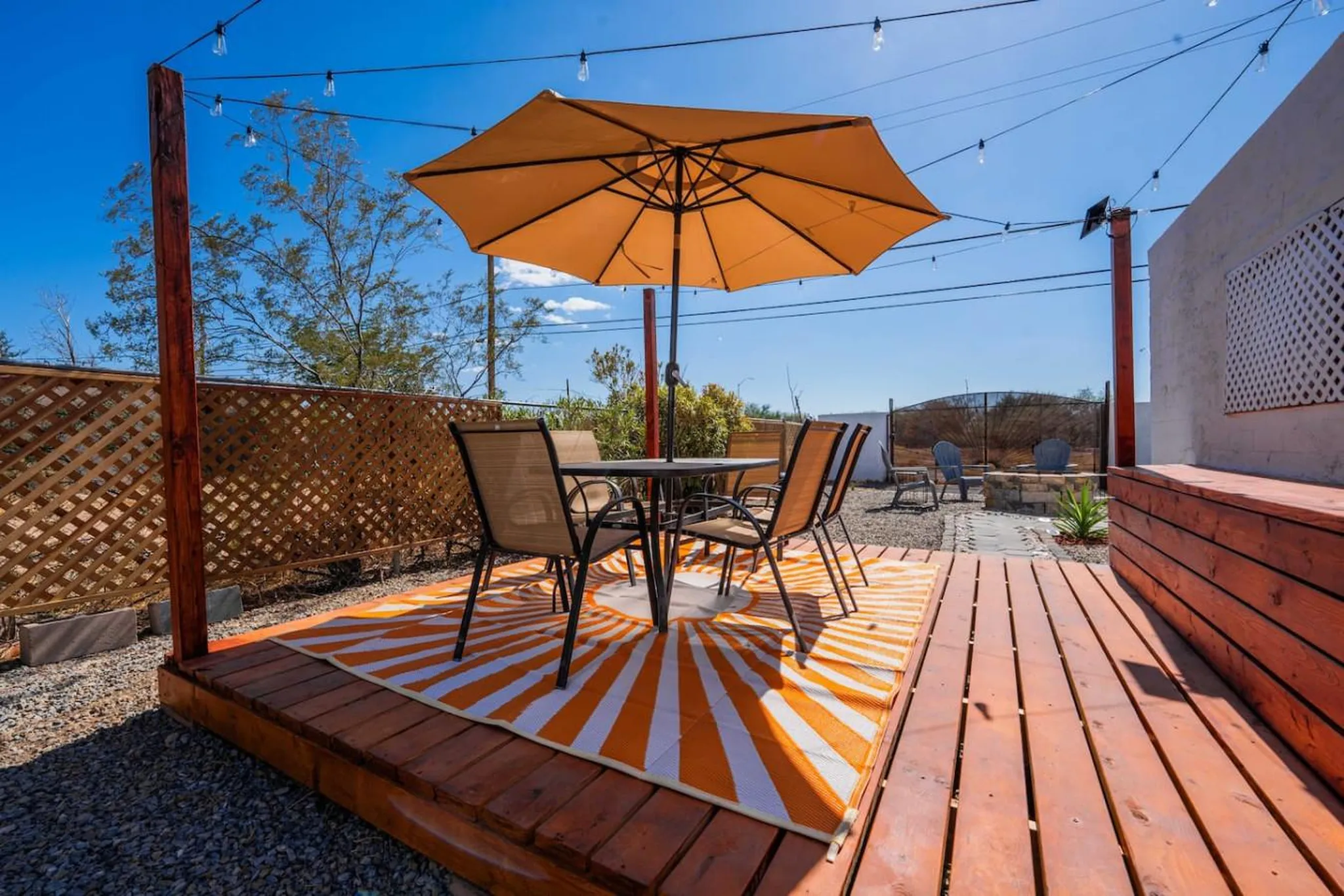 Pool, Deck, Fire-Pit - 5 min to UofA and Downtown
