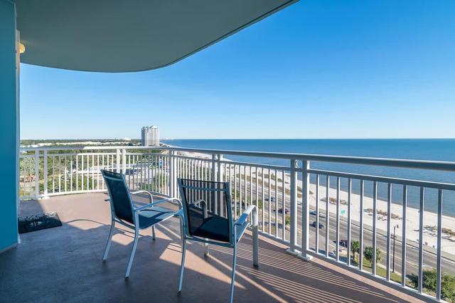 Blue Water Suite — primary photo