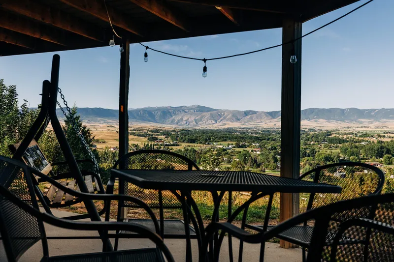 Panorama — Sweeping Bighorn Views