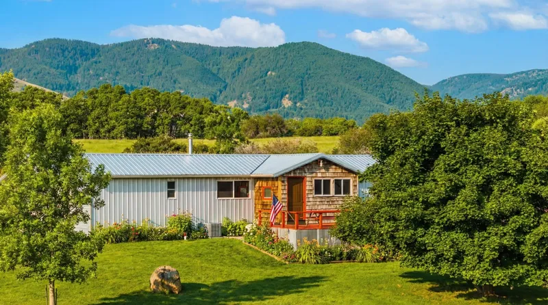 Pet-friendly Wyo Stays cabin in Story, Wyoming