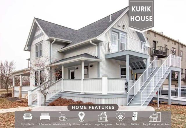 Walk to NewBo Market | 4BR | ADA & Pet Friendly