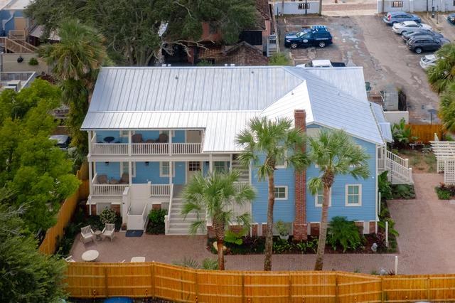 Luxury Boutique Inn | All 8 Suites | Sleeps 24