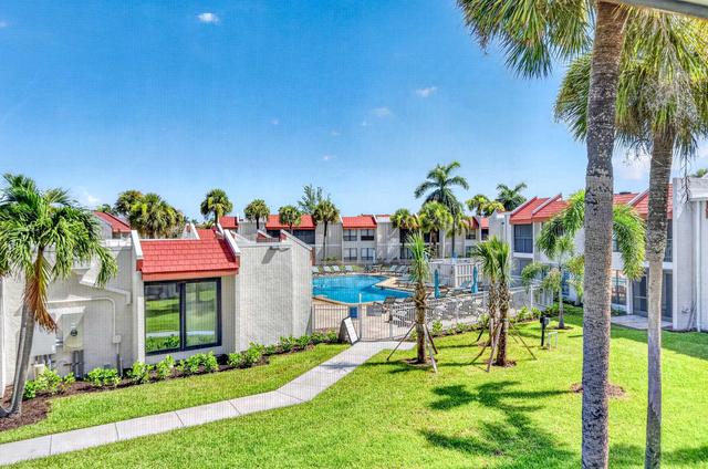 Dans Florida Condos Sealife Retreat at Runaway Bay