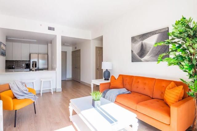 3BR Premium Downtown Apartment with Office & Gym