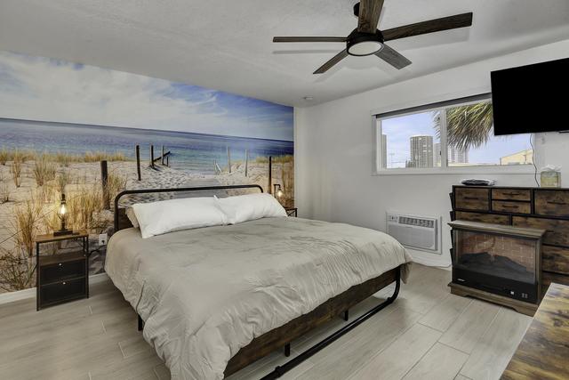 Cozy Studio Suite Near Beach w/ Kitchenette #11