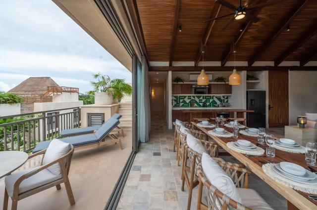 Stylish Penthouse | 4BR | Private Pool