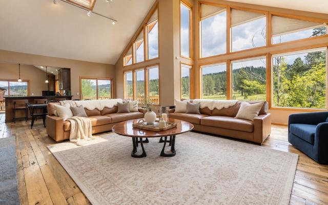 Northstar Golf Course Retreat | Two King Suites, Private Hot Tub & Free Shuttle