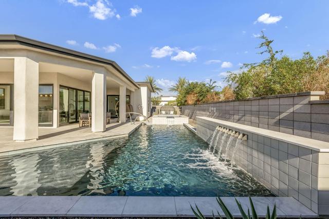 Desert Delight - 5BR, Pool&Spa, Firepit