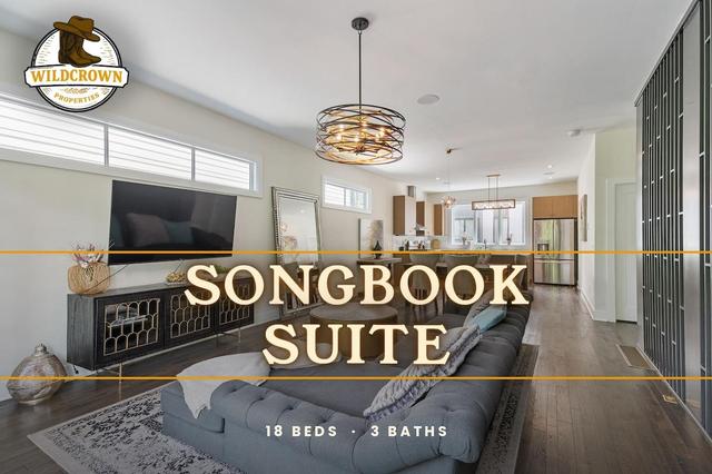 19 Bed Home Near Downtown with Game room