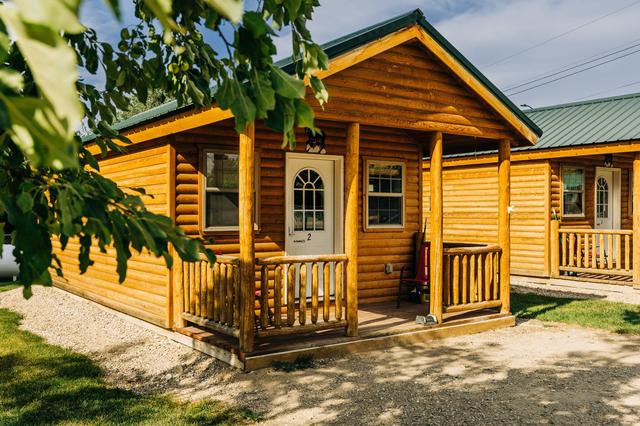 Rustic Ridge Cabin 2, Charming Dayton Retreat (3 Options!)