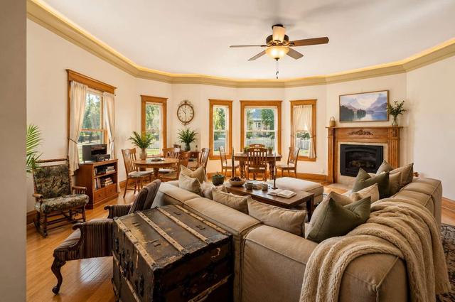 Gratitude, 1920 Historic Mansion, 6BR, Sheridan