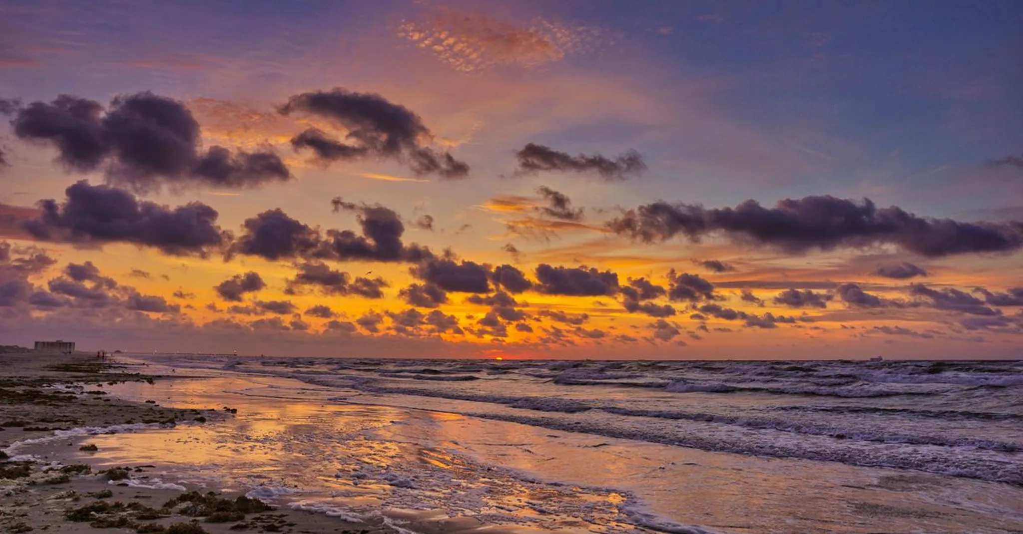 Labor Day Weekend in Port Aransas 2026: Beach Days & Coastal Rentals