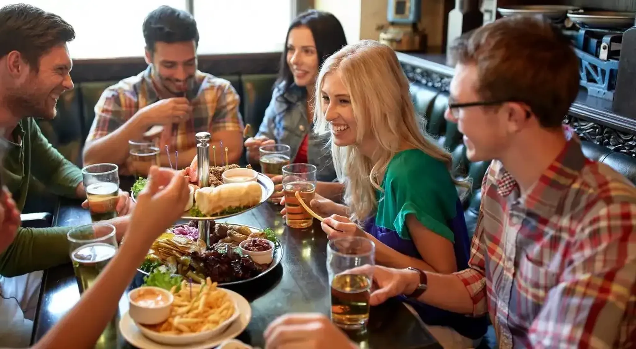 Top 5 Must-Try Dishes at Moxie’s Dallas Uptown Restaurant