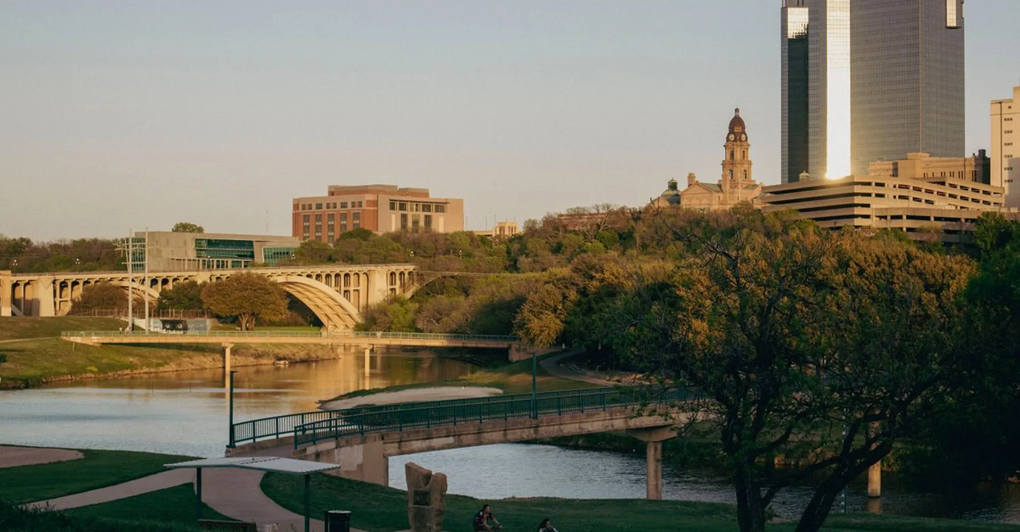 Dallas vs. Austin 2026: Which Texas City for Your Summer Getaway?