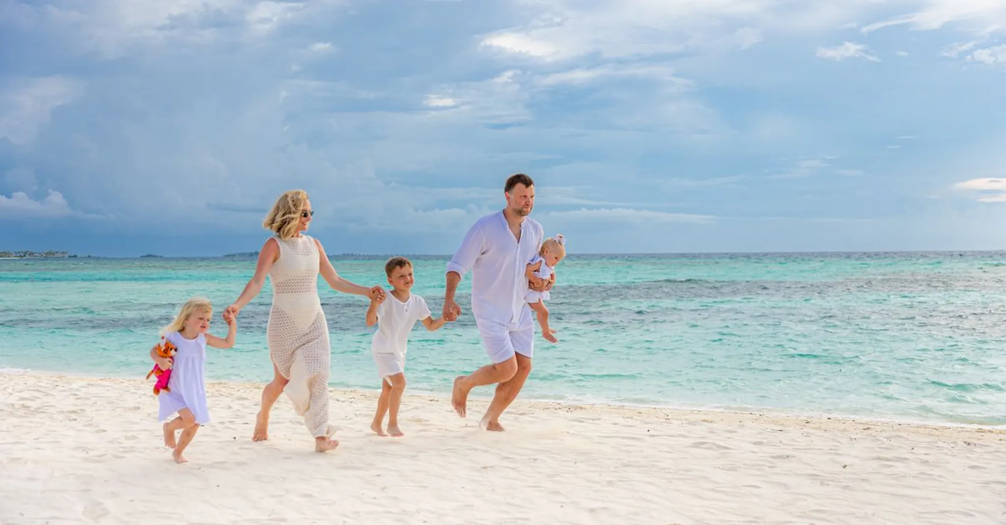 Labor Day Weekend in Isla Mujeres 2026: The Ultimate Family Villa Escape from the US