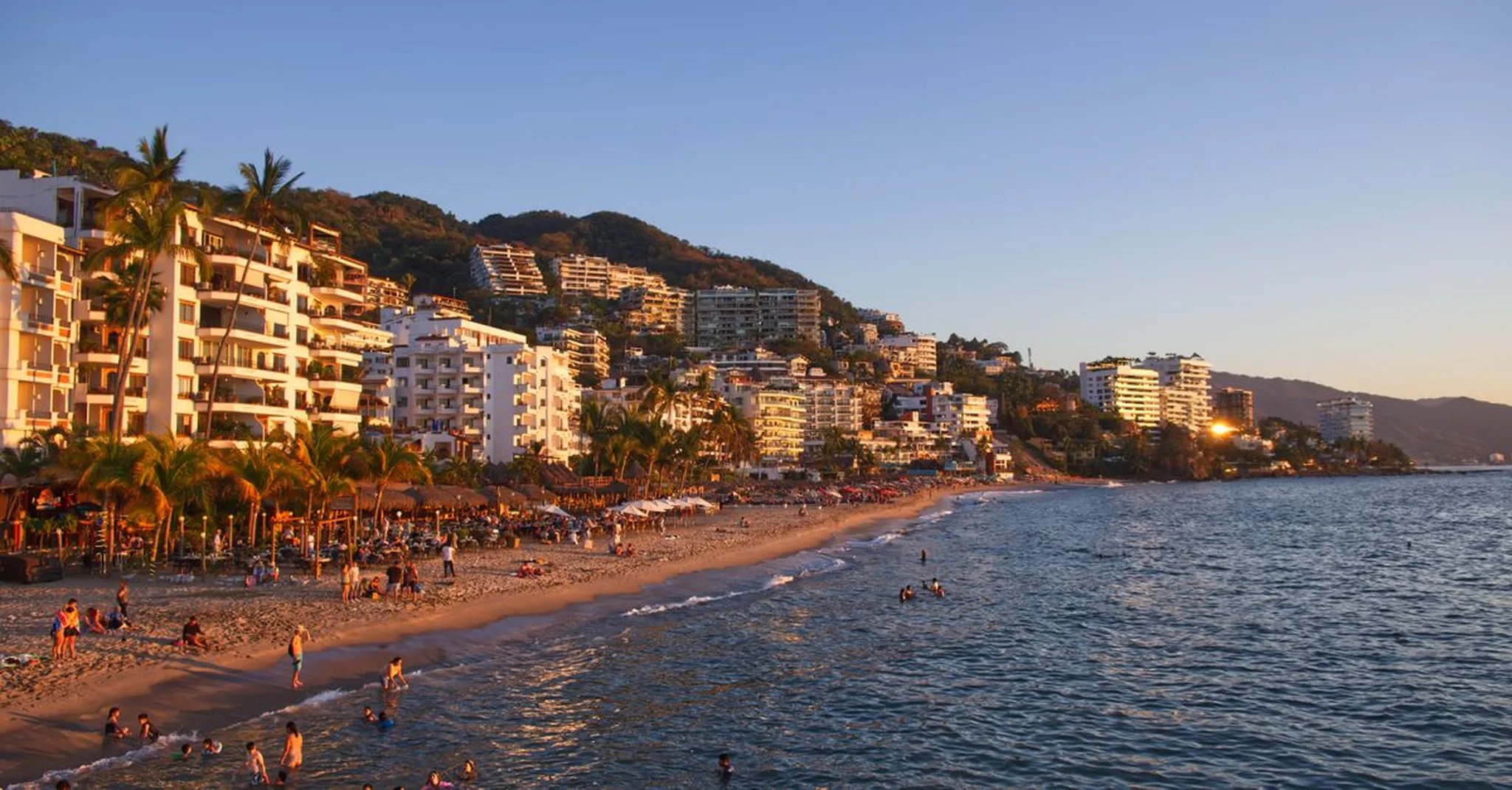 Labor Day Weekend in Puerto Vallarta 2026: Your US Long-Weekend Beach Escape