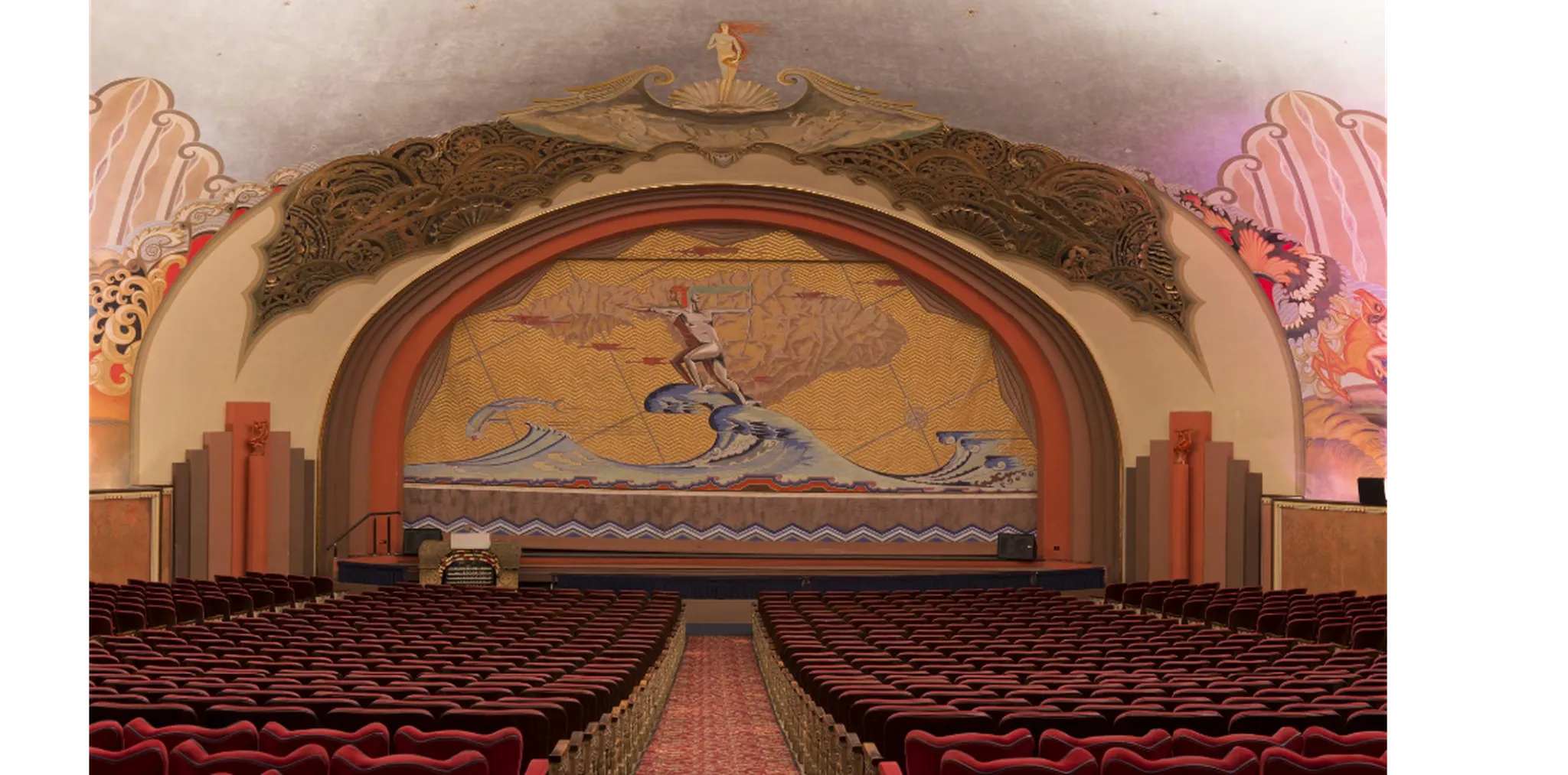 Avalon Silent Film Showcase 2025: Opening Night Guide & Stays