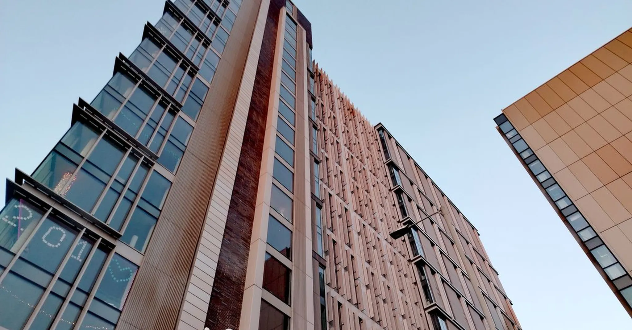 Freshers Week 2026 in Manchester: Where Visiting Families Should Stay
