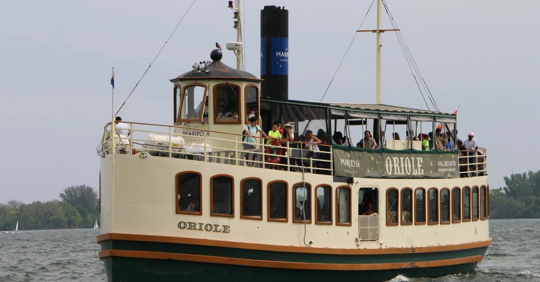 Showboat Branson Belle Christmas Cruises 2026: Dinner Shows on Table Rock Lake