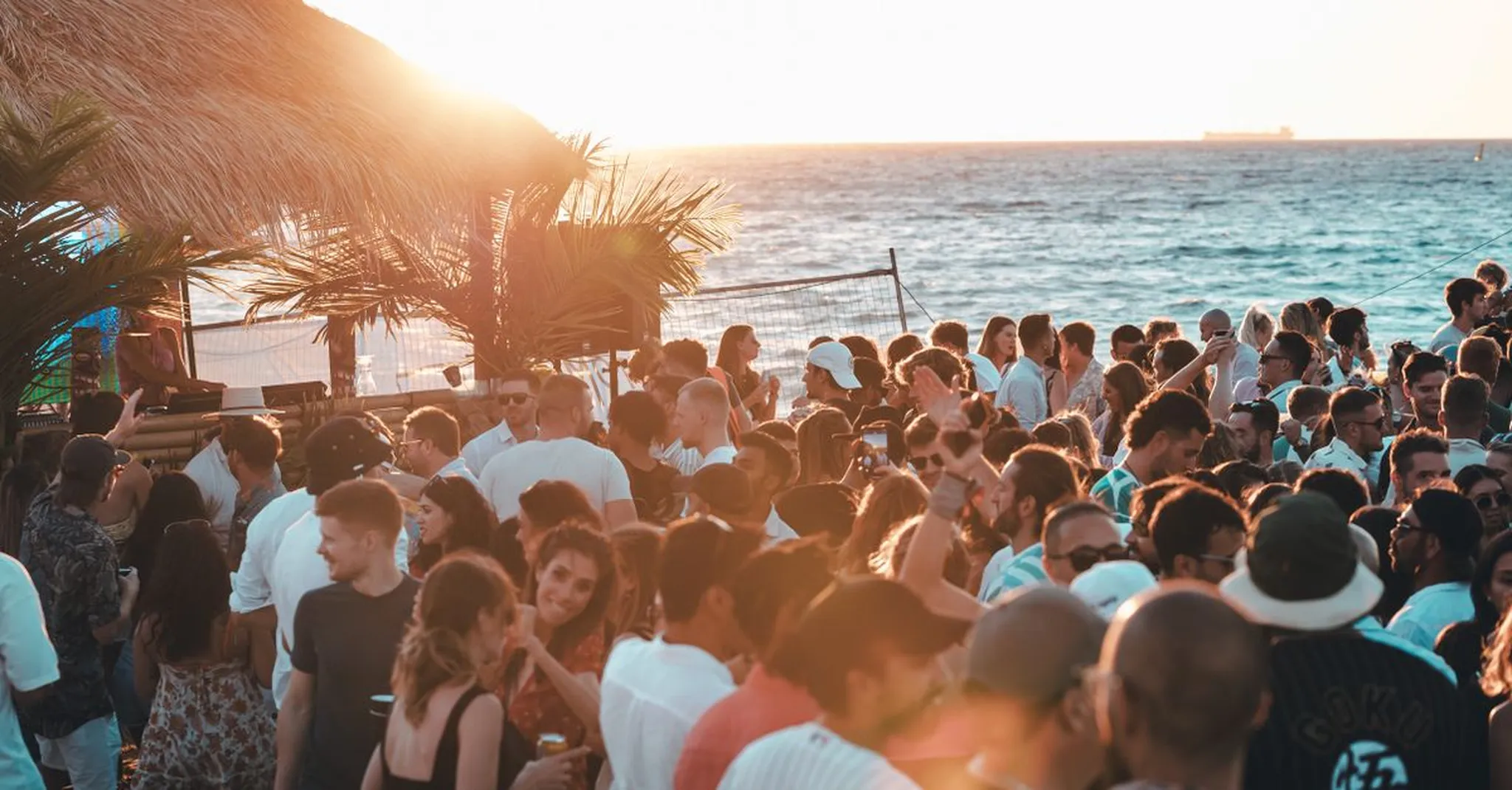 Rosh Hashanah Weekend in Delray Beach 2026: Dinners, Beaches & Where to Stay