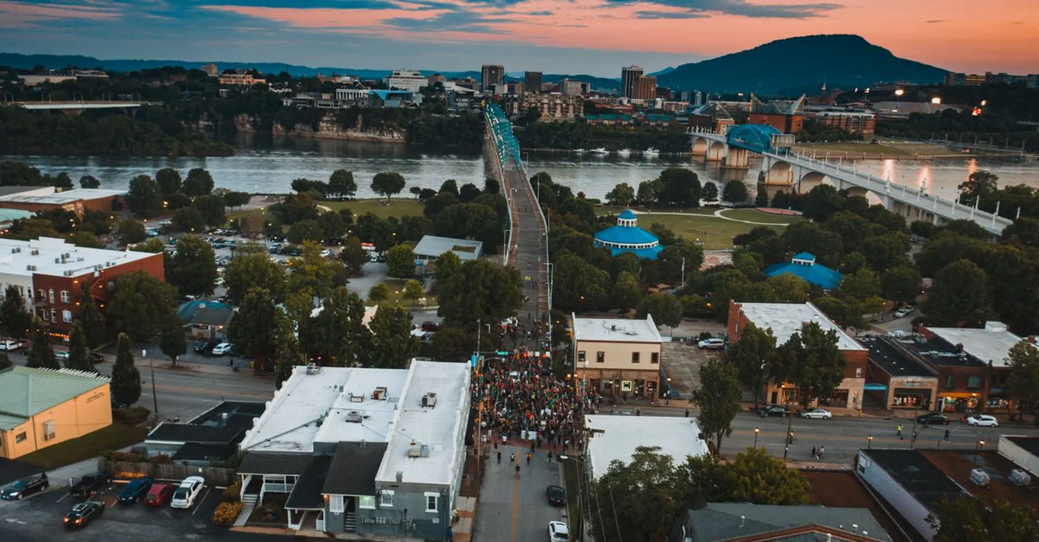 Columbus Arts Festival 2026: Riverfront Fun & Where to Stay Downtown