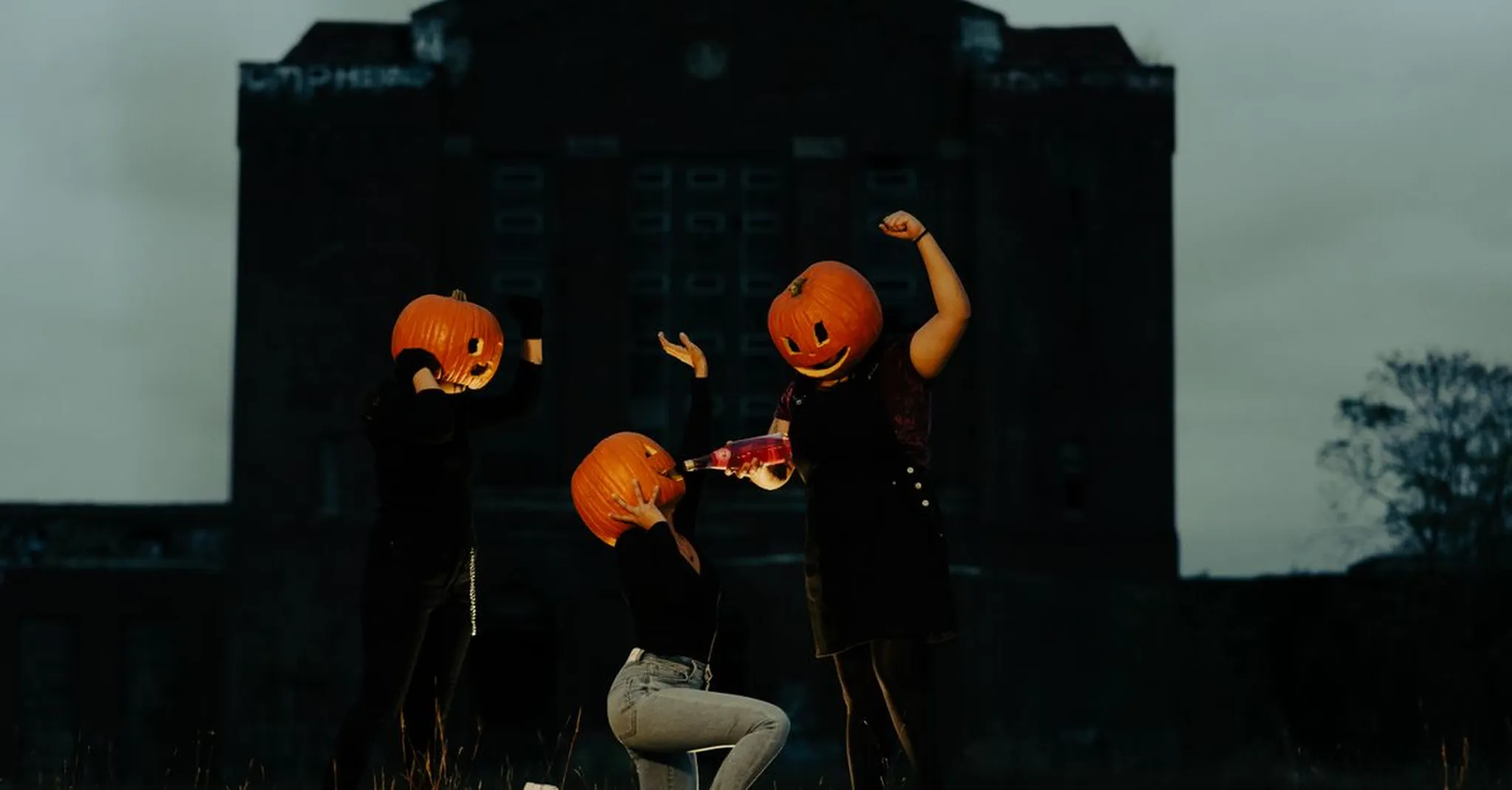 HighBall Halloween 2026: Where to Stay in Columbus's Short North Arts District