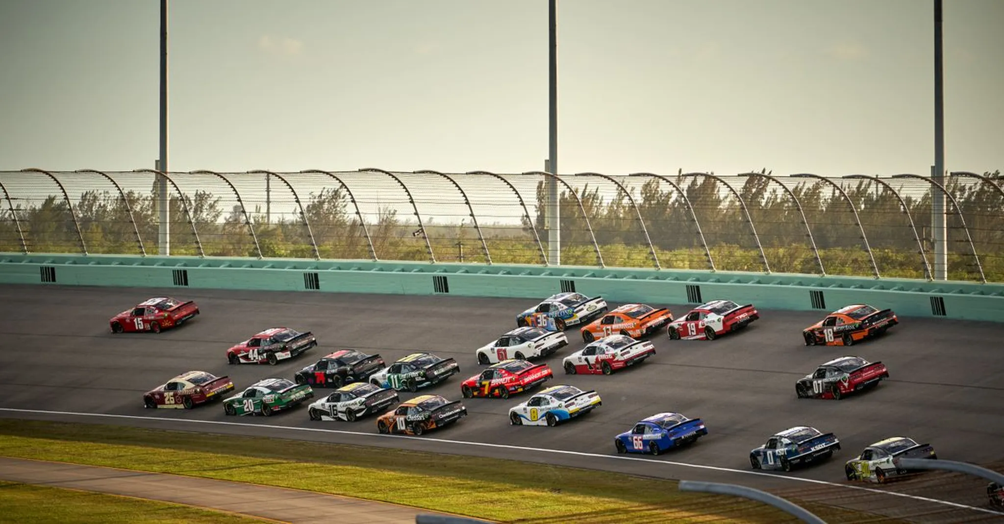 NASCAR Championship Weekend Phoenix 2026: Race Rentals and Fan Guide Update