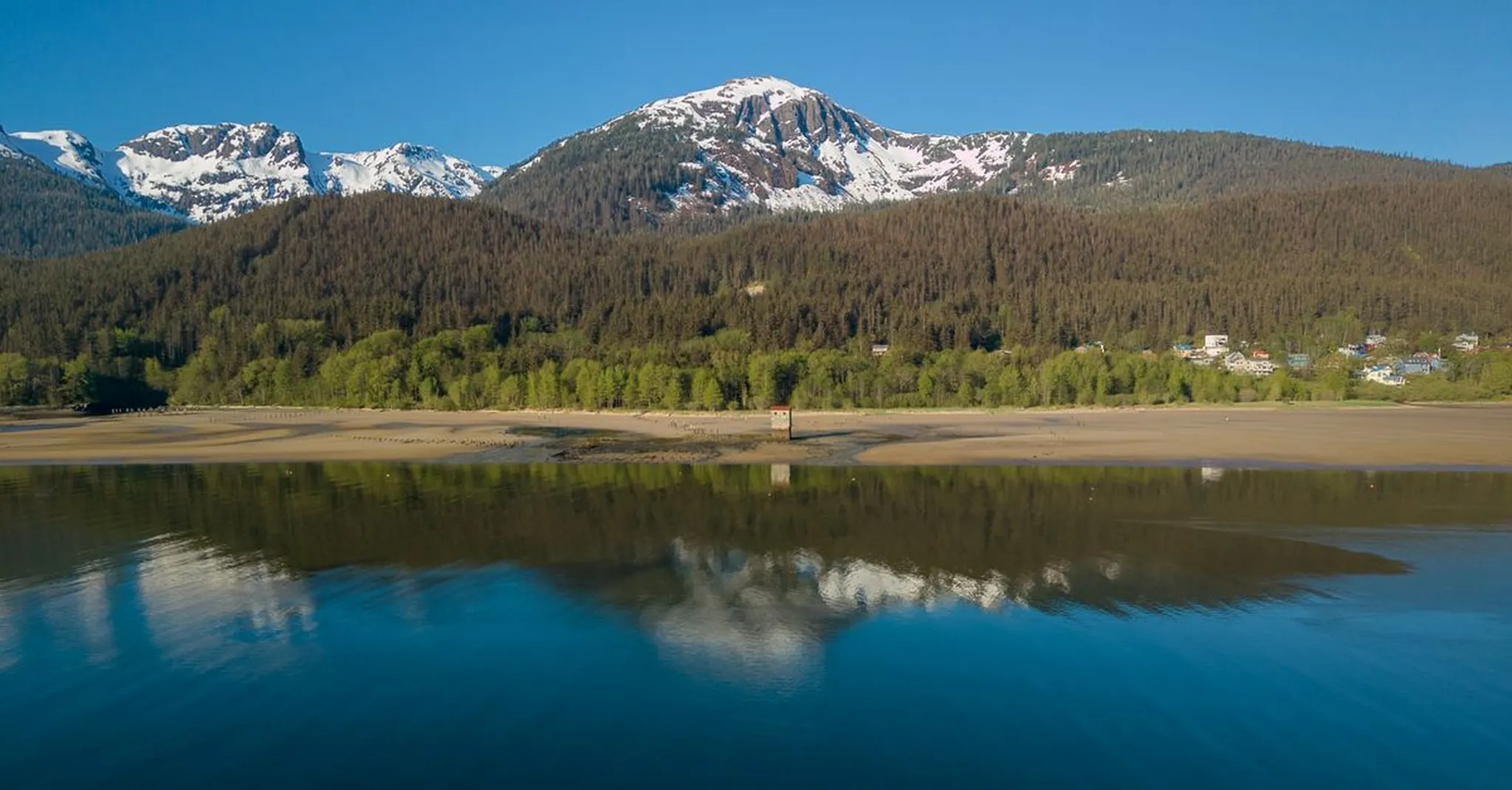 Alaska Day 2026 in Juneau: How the Capital Celebrates and Where to Stay