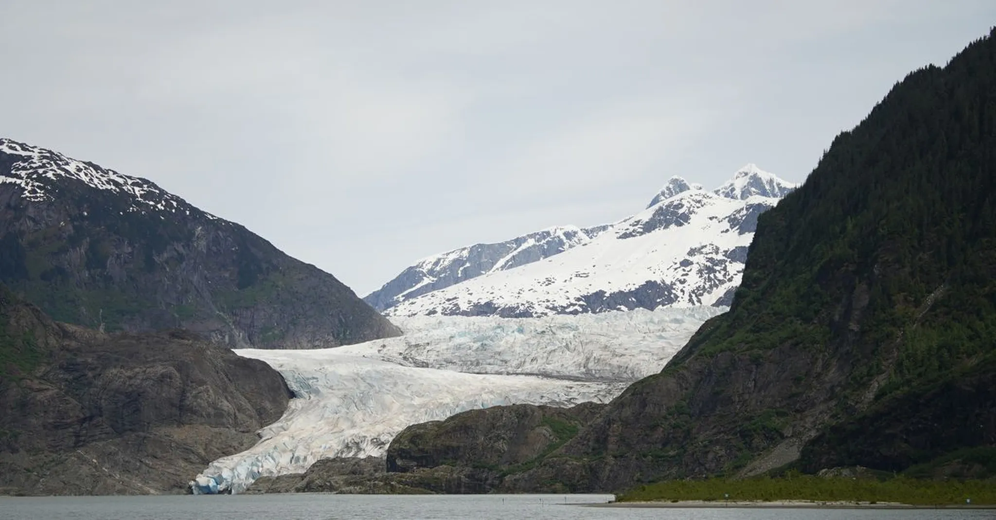 https://storage.googleapis.com/hostai-booking-prod-photos/clients/juneauvacationhomes/blogs/covers/e321fe52-f7a7-43fa-a6be-9ddd9a3541a0.jpg