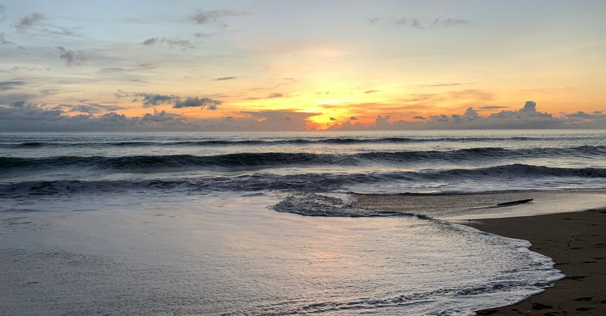 Columbus Day Weekend 2026 in Daytona Beach Shores: Your Quiet Off-Season Beach Escape