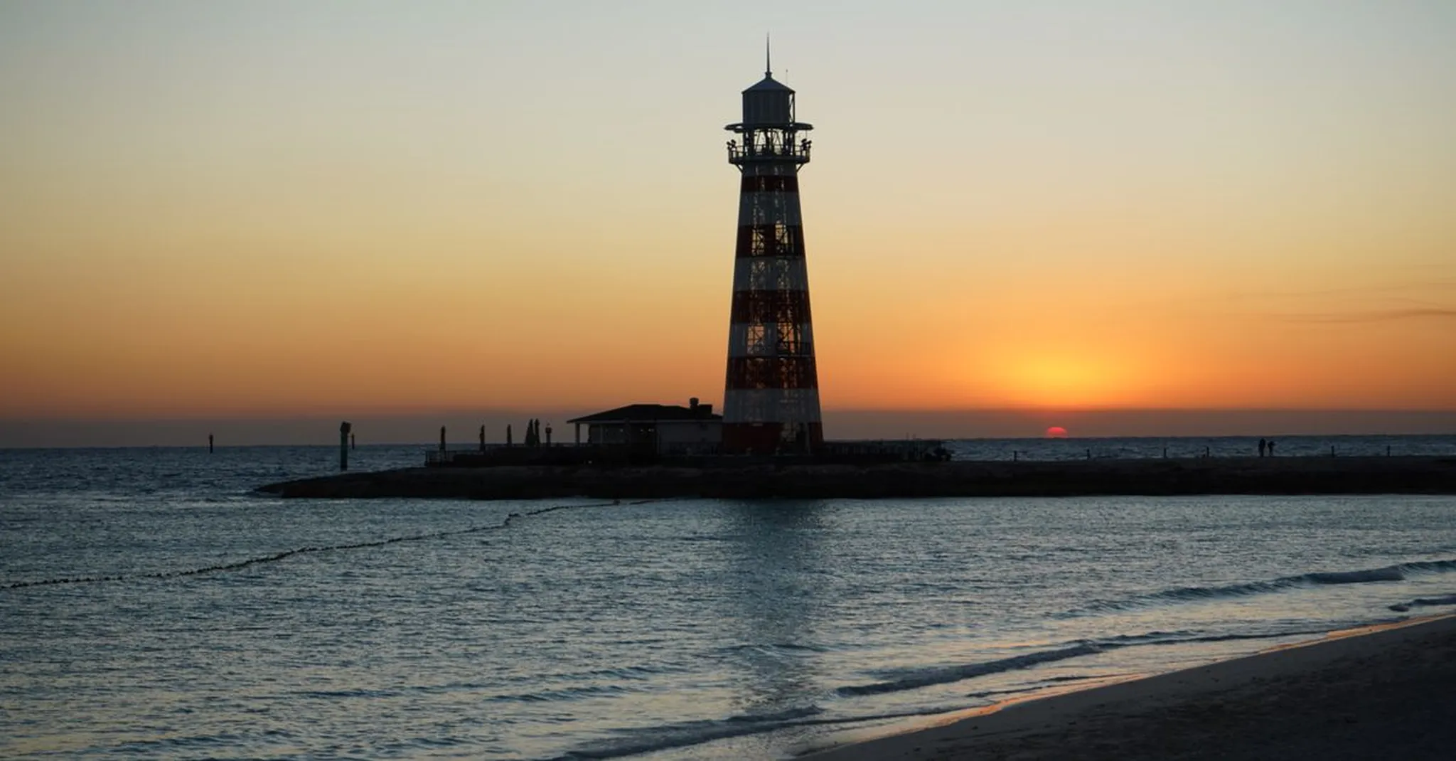 Labor Day Weekend 2026 in Ponce Inlet: Quiet Beaches & Lighthouse Views