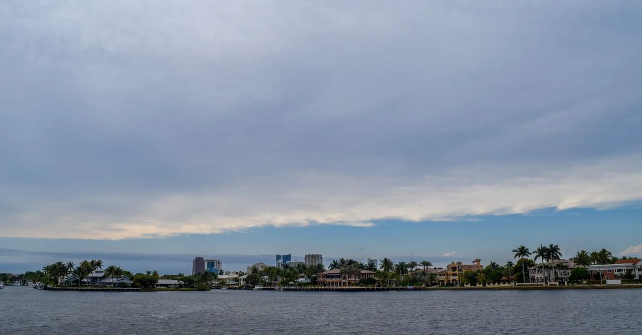 Miami Book Fair 2026 Where to Stay: Choose a Fort Lauderdale Villa for Literary Week