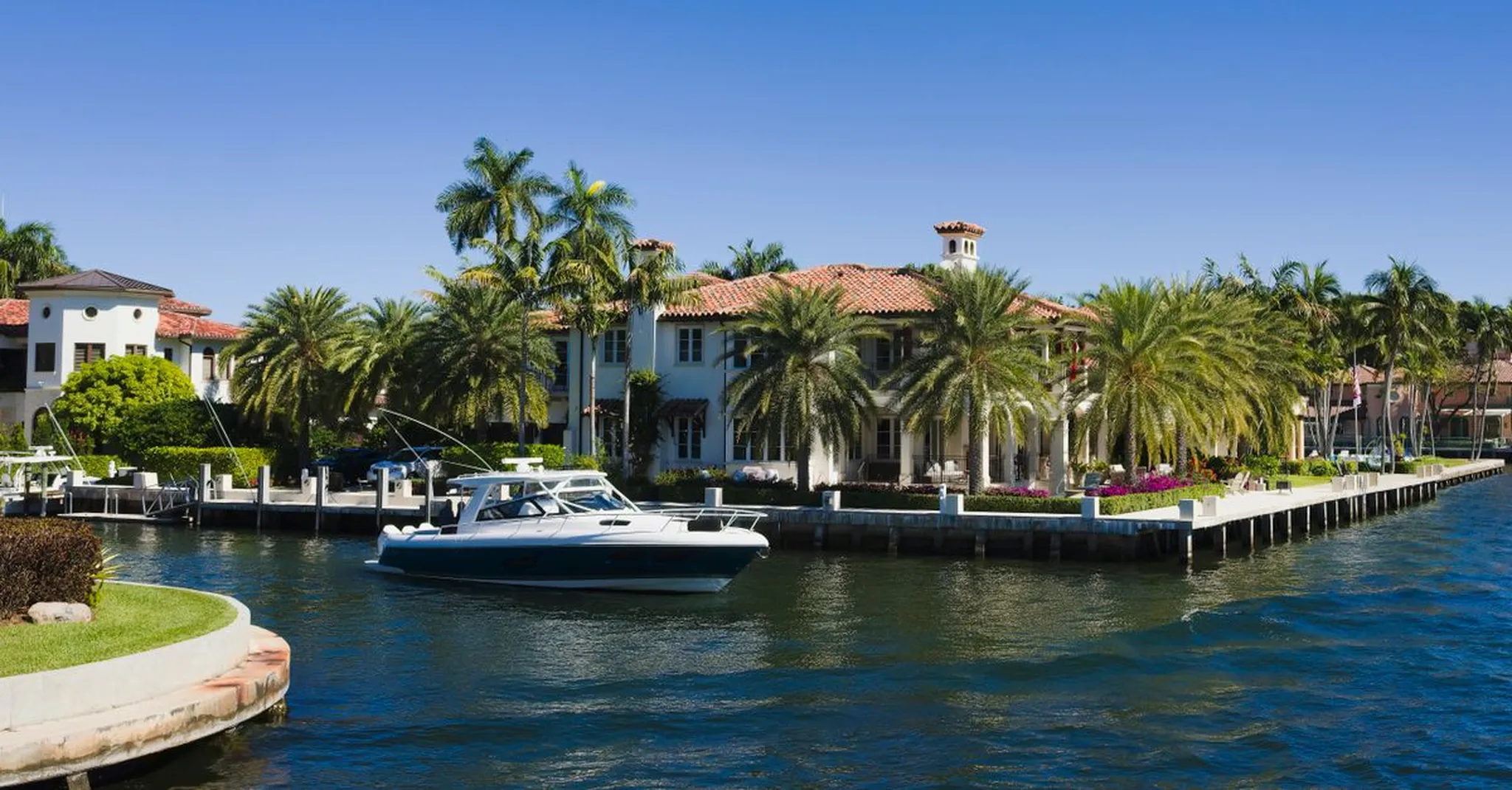 Fort Lauderdale International Boat Show 2026: Where to Stay Near the Waterfront