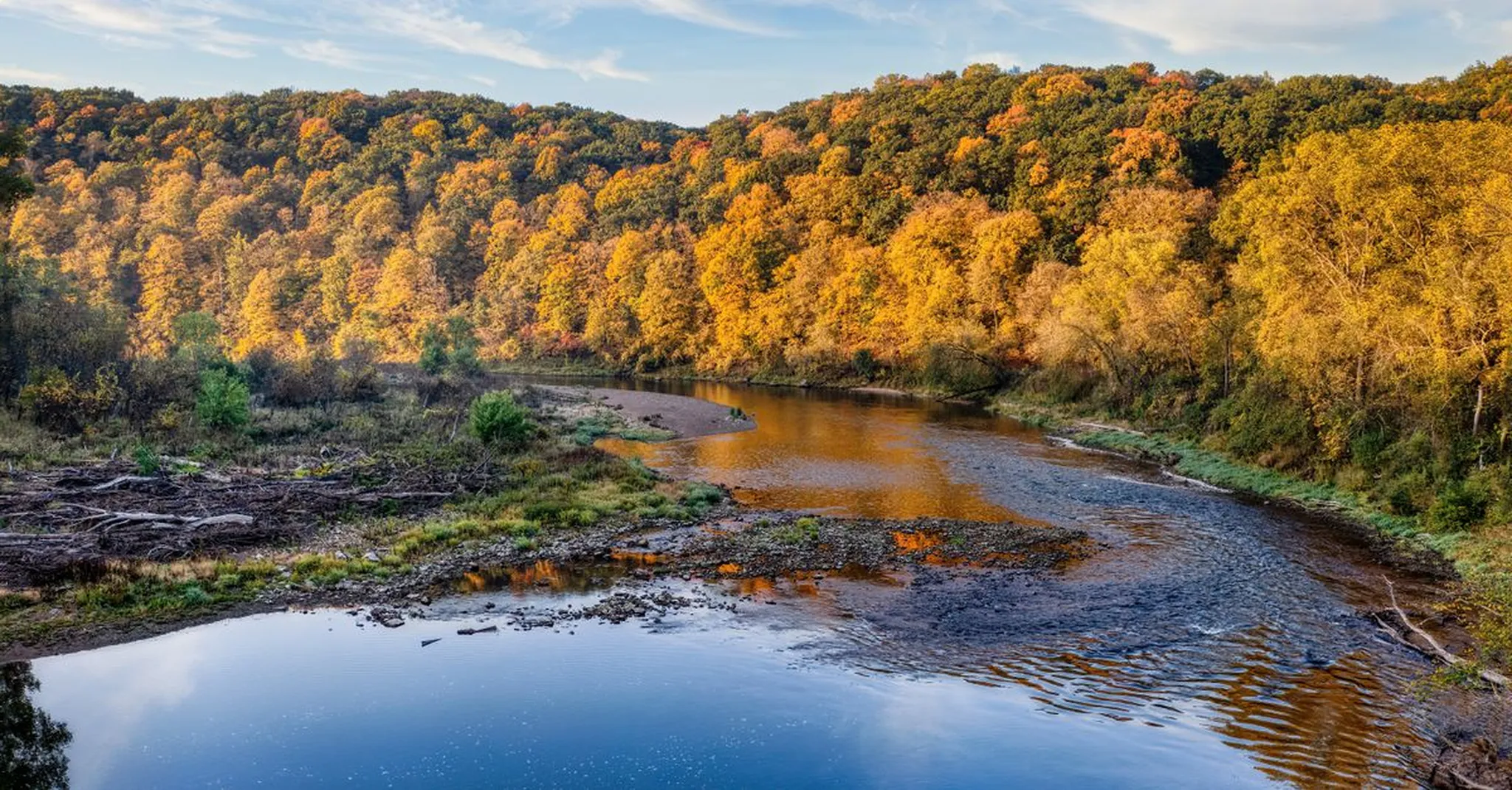 Fall Foliage in St. Charles, MO 2026: Best Parks, Trails & Scenic River Views