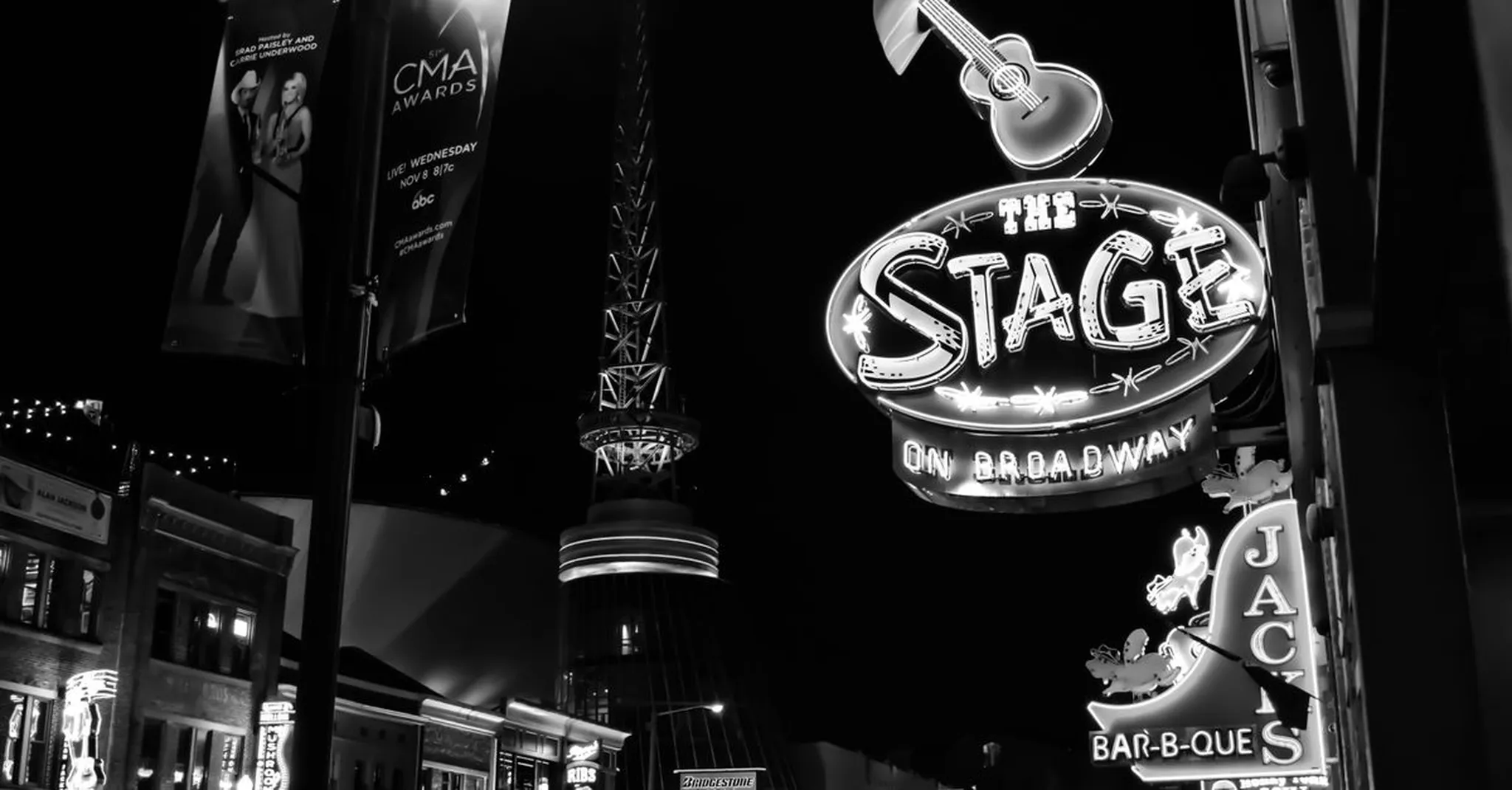 Nashville Vacation Rentals Guide 2026: Where to Stay Near Broadway