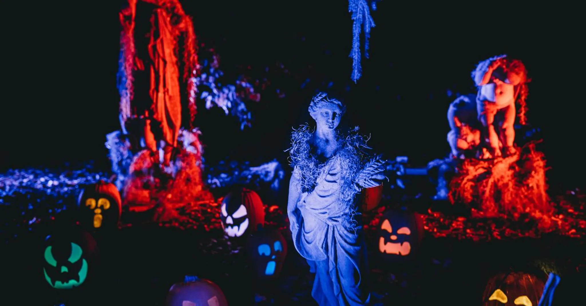 Halloween in Nashville 2026: Haunted Tours, Parties & Group Stays