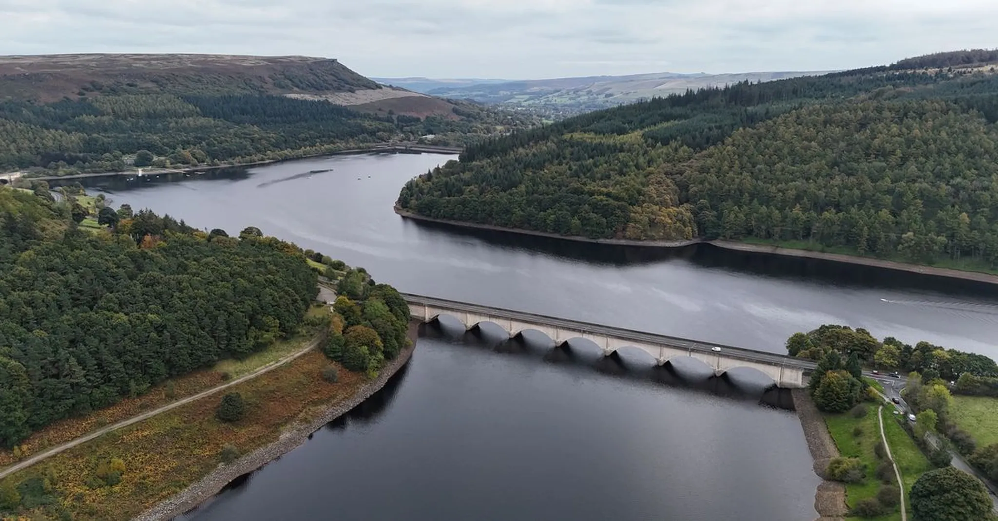 Autumn Half Term 2026 in the Peak District: Family Cottage Breaks from Farnah Green