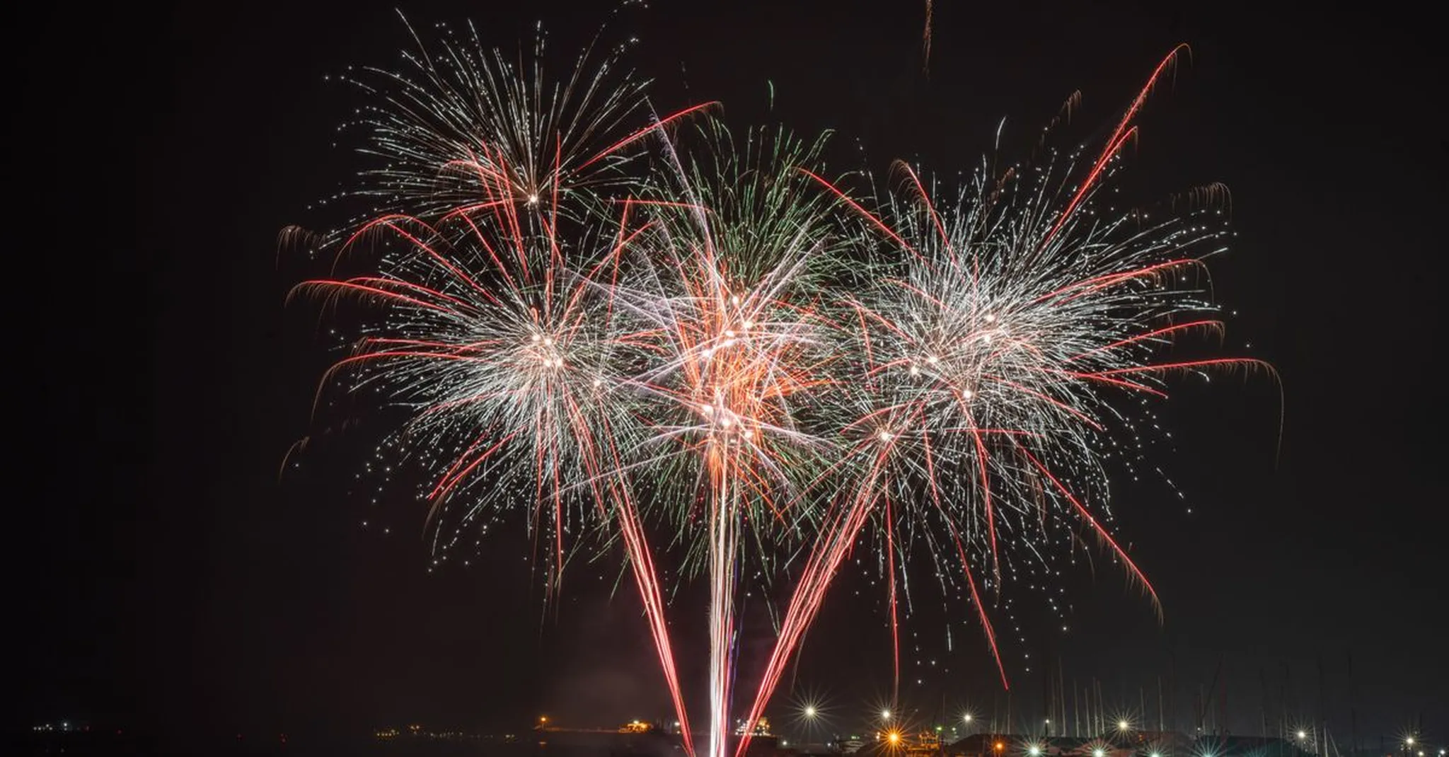 Bonfire Night 2026 in Whitehaven: Fireworks, Harbour Views and Cottage Stays