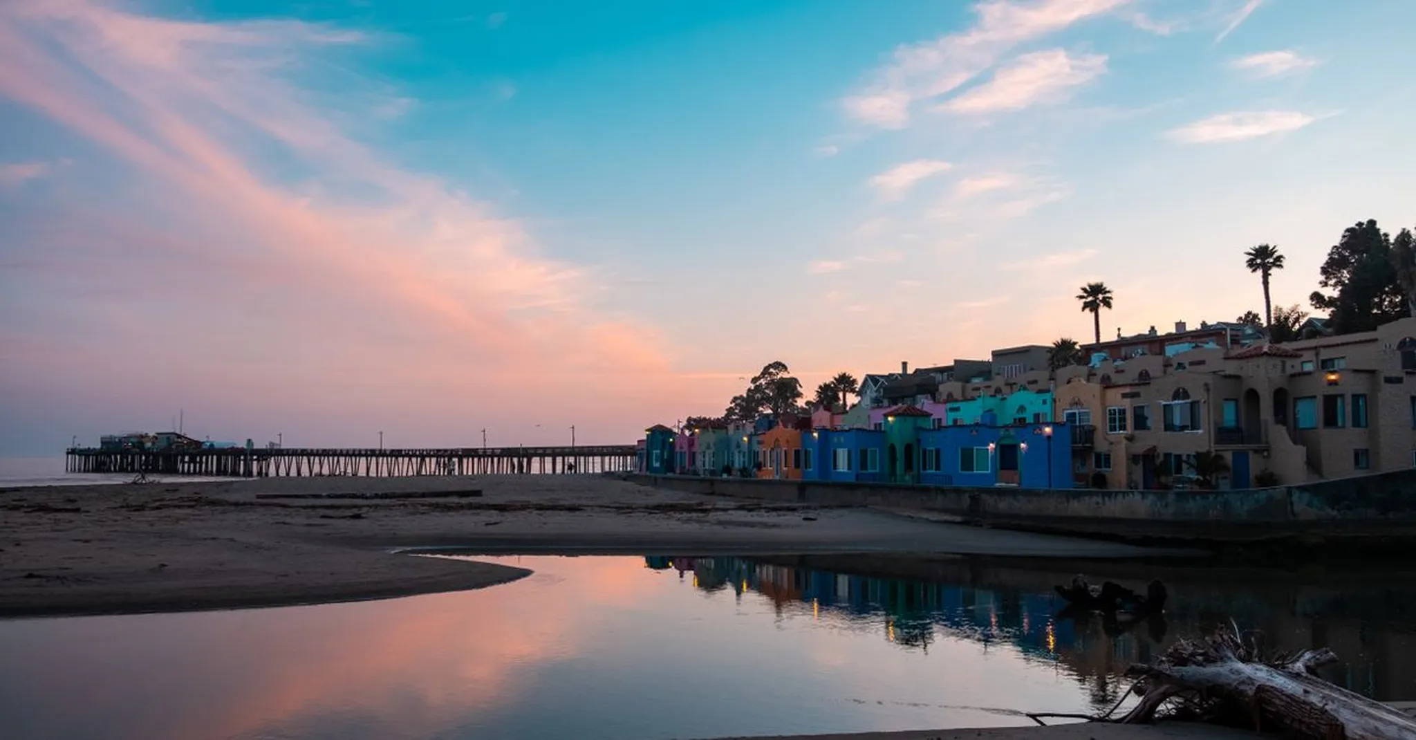 Thanksgiving in Carmel-by-the-Sea 2026: Coastal Feasts, Beach Walks & Where to Stay