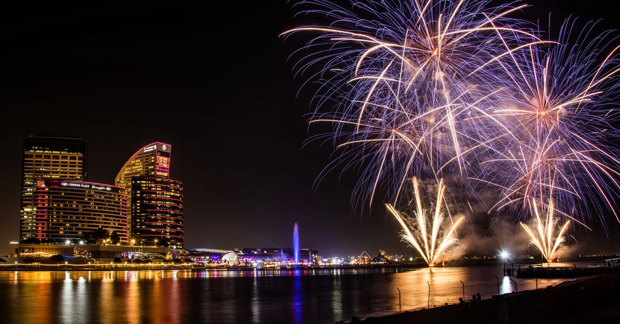 New Year's Eve 2026 in Geelong: Waterfront Fireworks, Events and Where to Stay