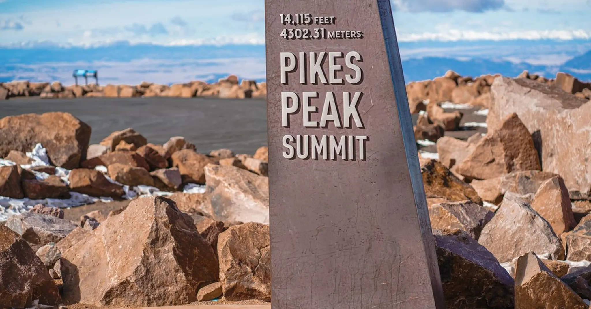Pikes Peak Ascent & Marathon 2026: Race Weekend Guide and Where to Stay