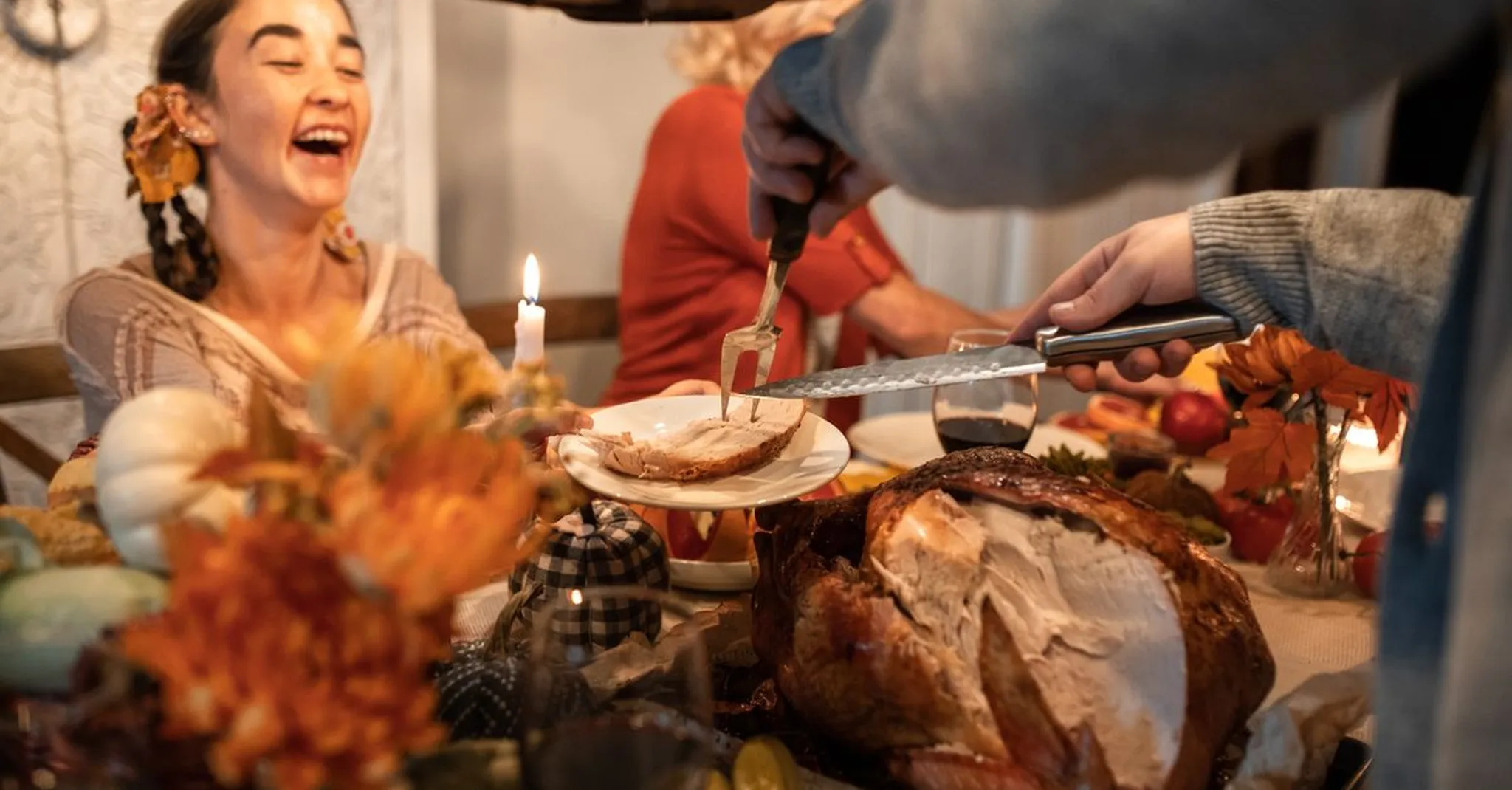Thanksgiving Colorado Springs 2026 Guide: Dining, Turkey Trots & Cozy Rentals