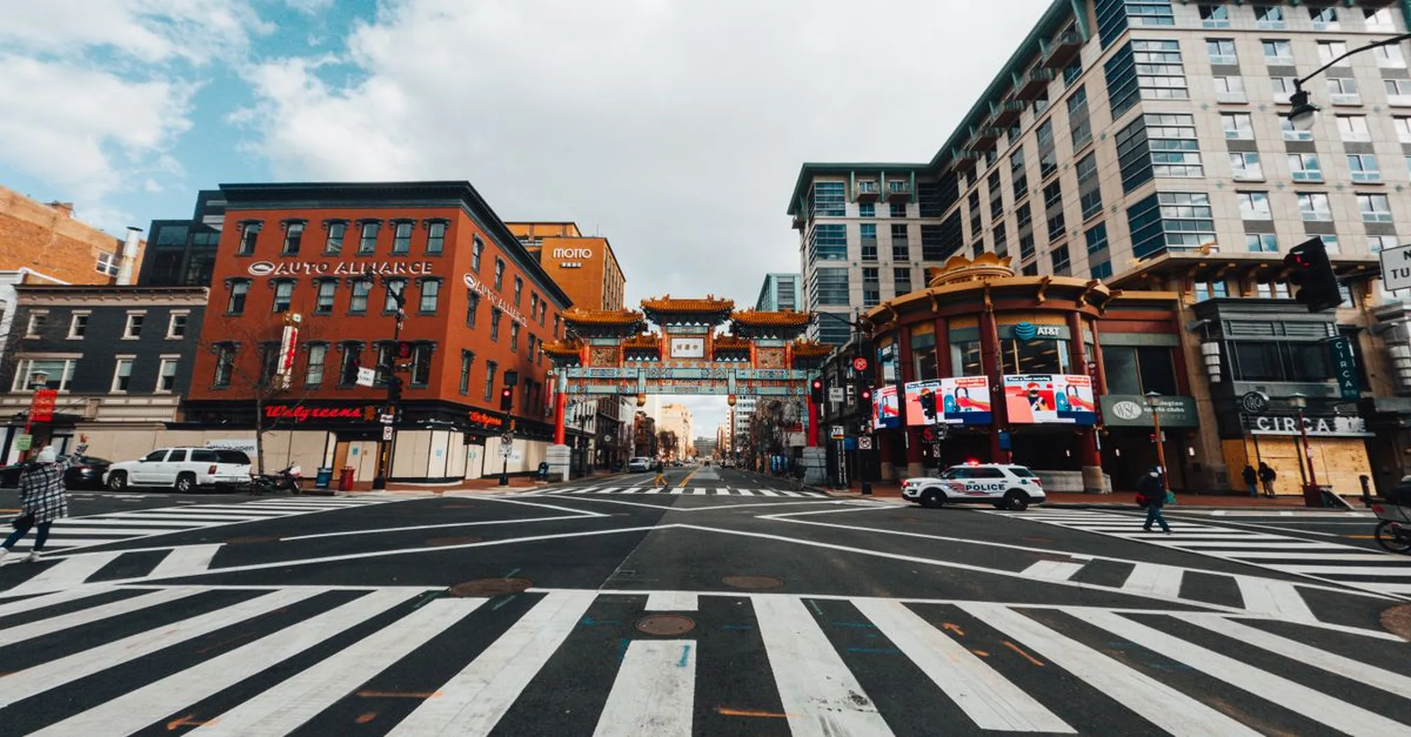 Small Business Saturday in Washington DC 2026: Eastern Market, Georgetown, and Where to Stay