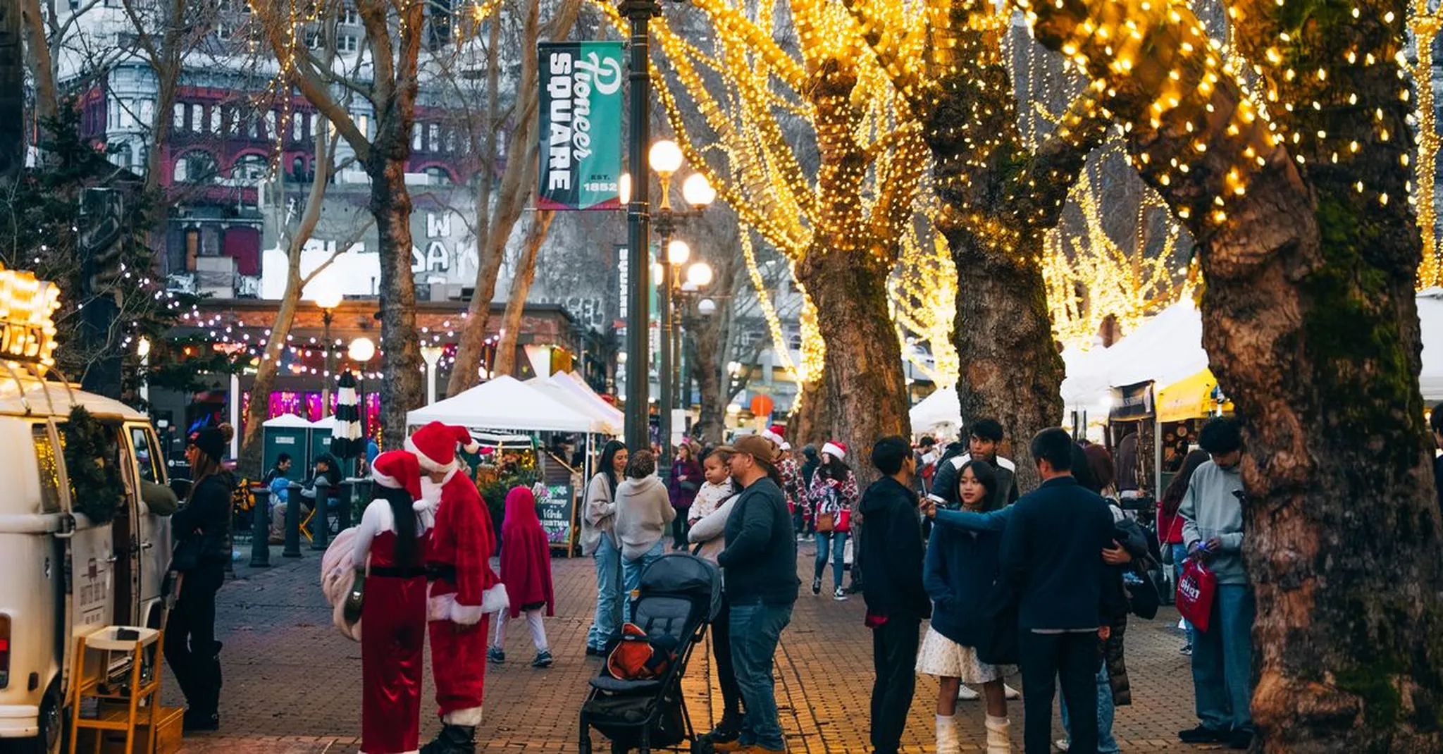 Downtown Holiday Market in Washington DC 2026: Local Shopping and Where to Stay