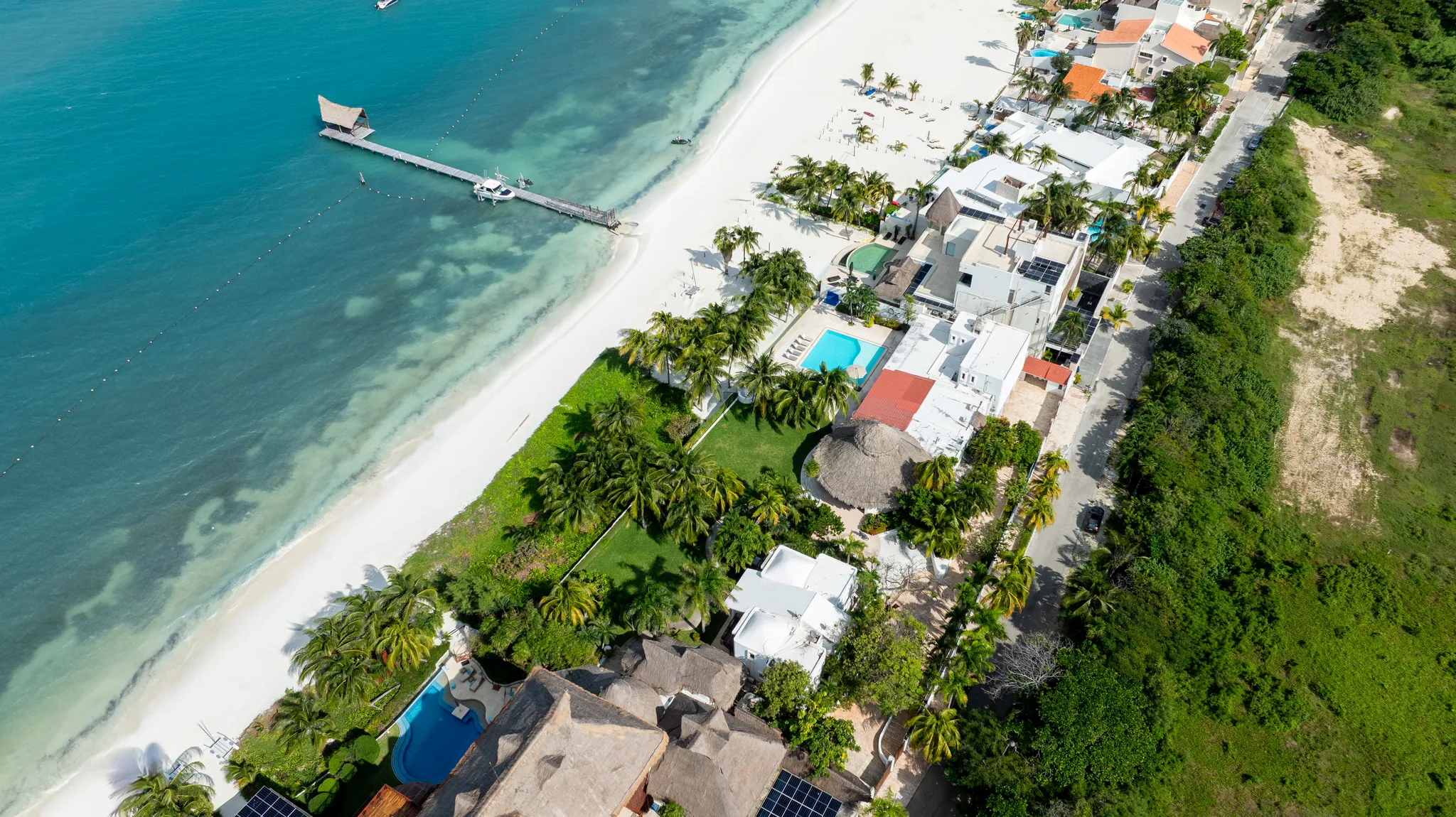 July 4th Weekend 2026 in Cancún: Best Beachfront Villas for American Travelers