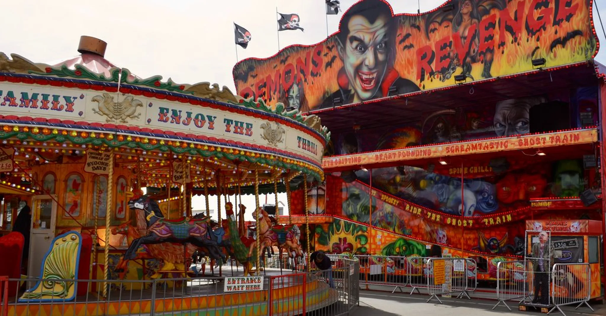 Six Flags Fright Fest 2026: Where to Stay in Fenton, MO Near the Park